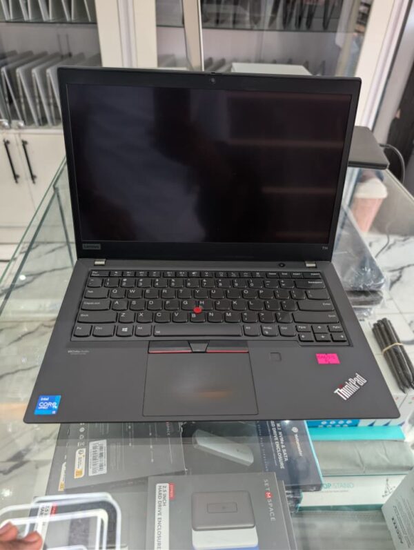 Lenovo ThinkPad T14 [ Gen 2 ]