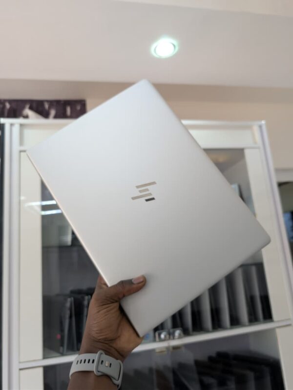 HP EliteBook 840 G5 (16GB RAM)